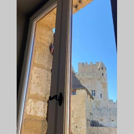 La Croquante Face Au Chateau Beynac-et-Cazenac Ngoại thất bức ảnh